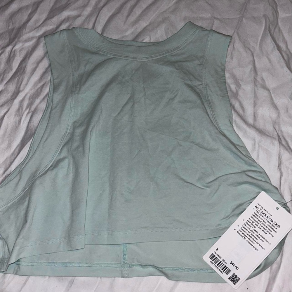 lululemon mint cropped tank